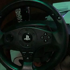 PS4 steering wheel